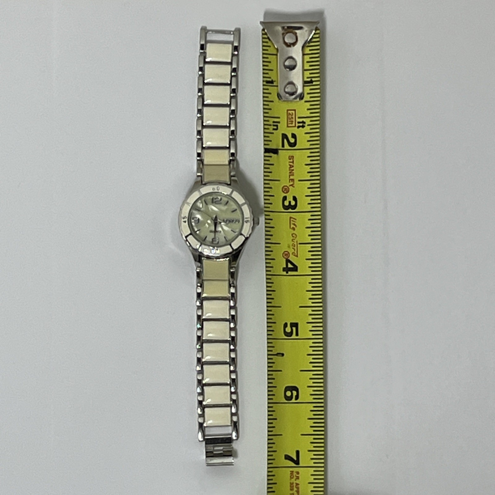 Vintage Women’s Bongo Quartz Accutime Watch Corp Mother Of Pearl Dial BG2136
