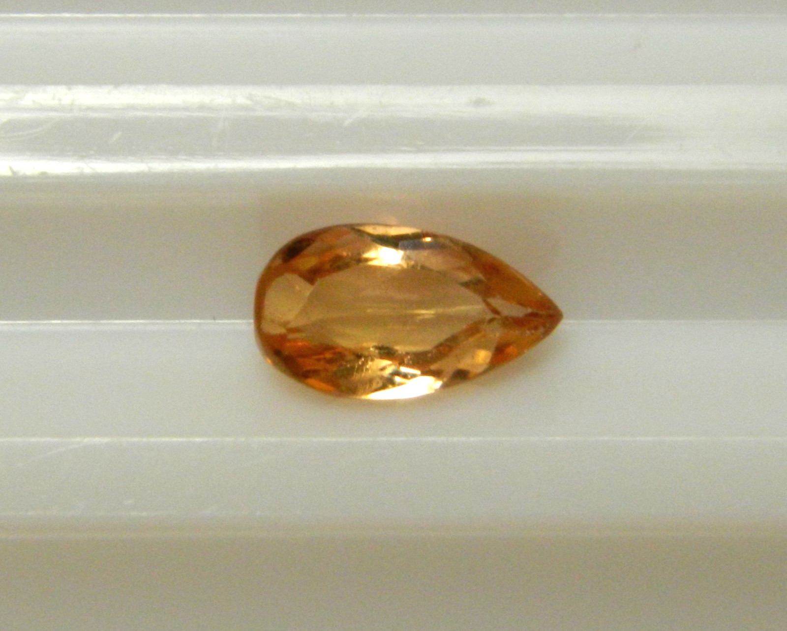 Imperial Topaz 0.83 Ct Clarity IF Pear Cut Natural Golden Brazil I196
