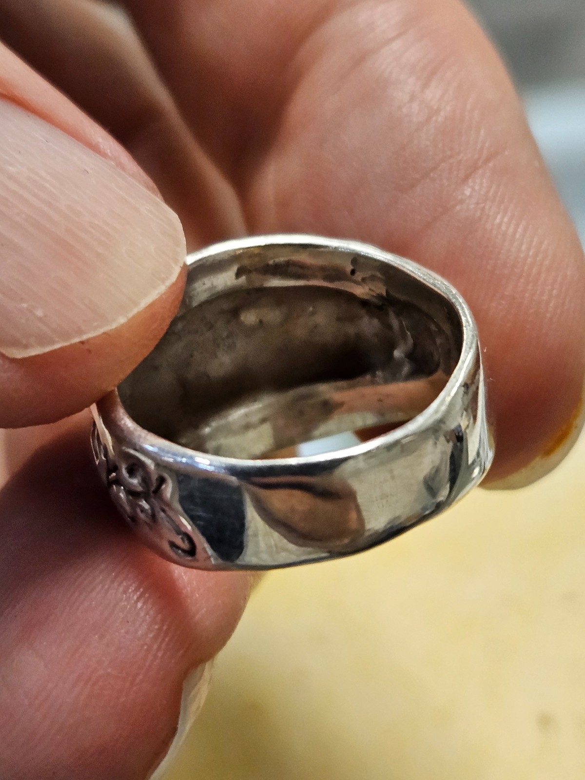 925 Sterling Silver Mermaid Ring. Not marked 925 but tested as silver.
