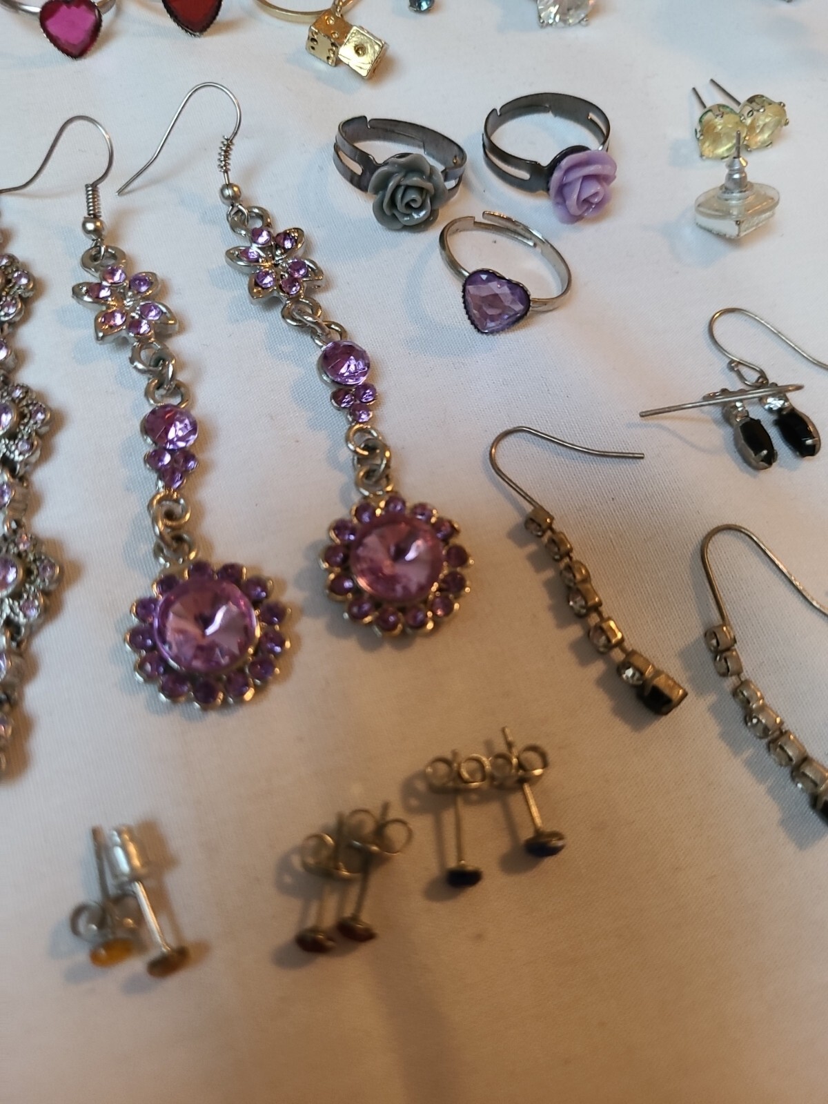 Big Lot of 39 Fashion Earrings, Bracelet & Rings [4.2]