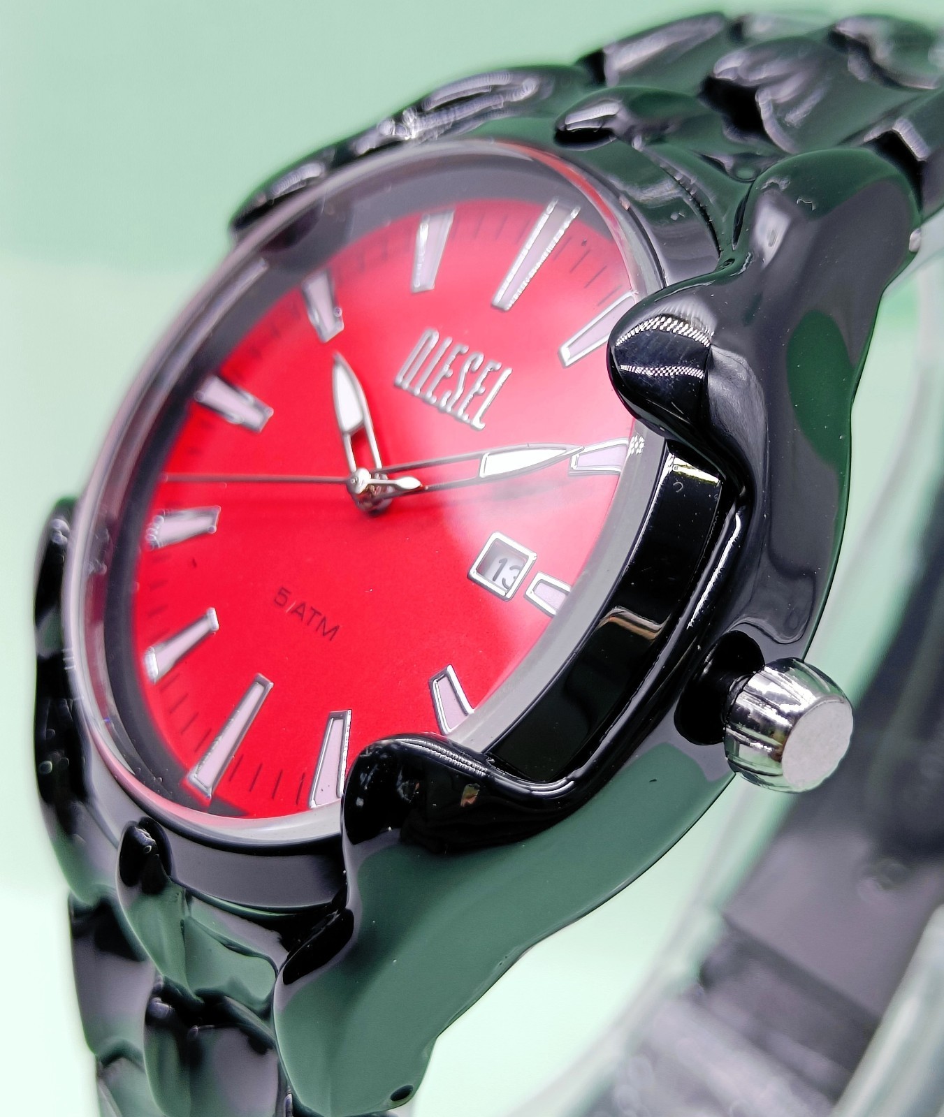 Fabulous Diesel Date Indicator Analog Dial Color Red Quartz Men’s Wrist Watch