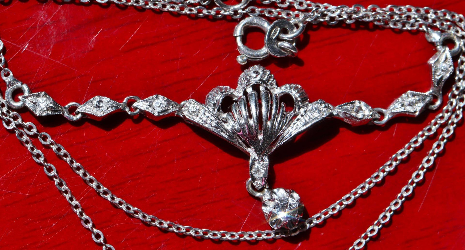 18k white gold necklace Italian 0.23ct white Sapphire 18.0″ dangle 4.95gr N788A