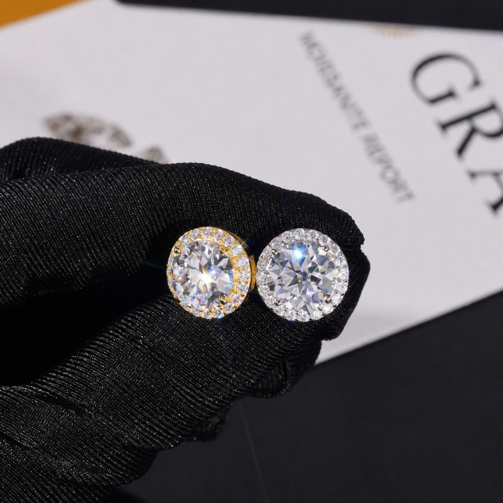 VVS1 Moissanite Halo Stud Earrings 925 Sterling Silver GRA Certified 4mm-10mm