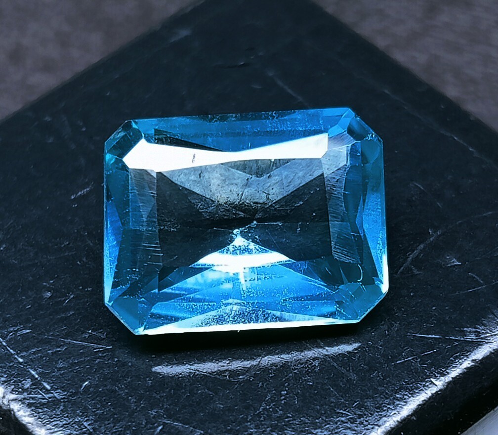 Natural Blue Aquamarine Emerald Cut Flawless Certified 6.40 Ct Loose Gemstone