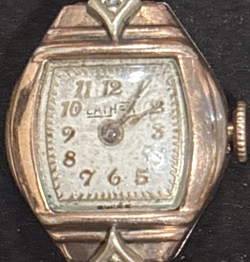 Antique Women’s Latham Swiss Mechanical Watch Rose Gold Case W/Gold Bracelet