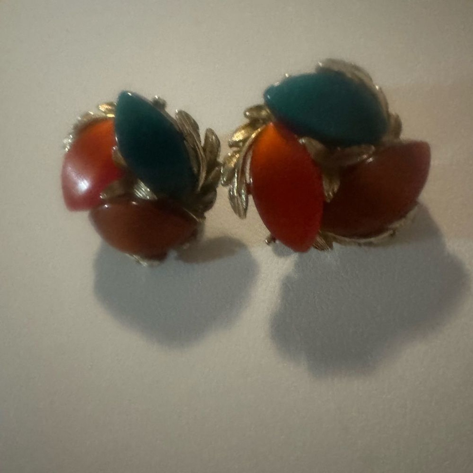 Vintage Multicolor Leaf Cluster Clip-On Earrings – Teal, Orange, and Gold