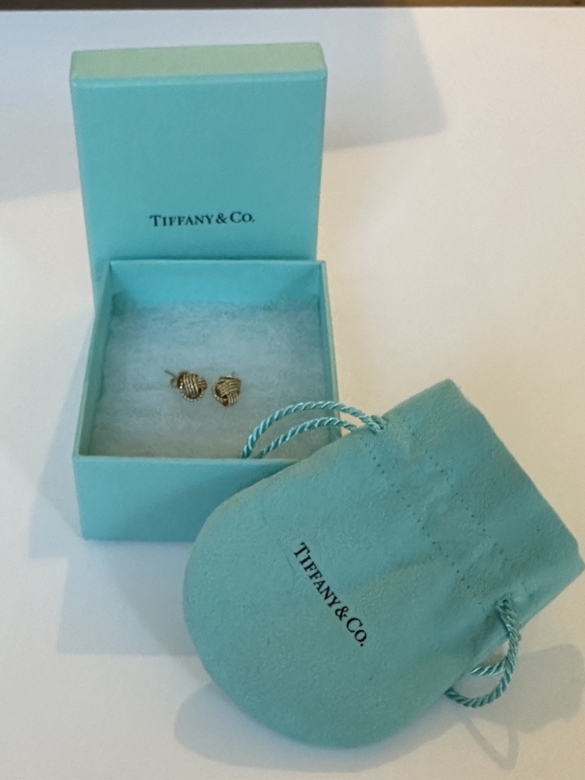18k Gold Tiffany & Co. Somerset Twist Gold Love Knot Stud Earrings – 3.62 grams