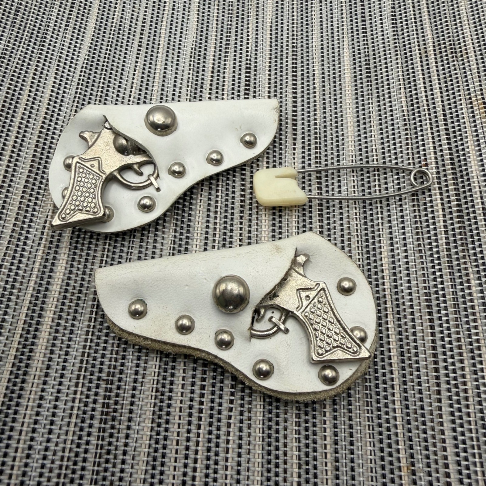 Vintage 50s Metal 6 Shooter Gun Diaper Clip Brooch White Studded Holster Set 2pc