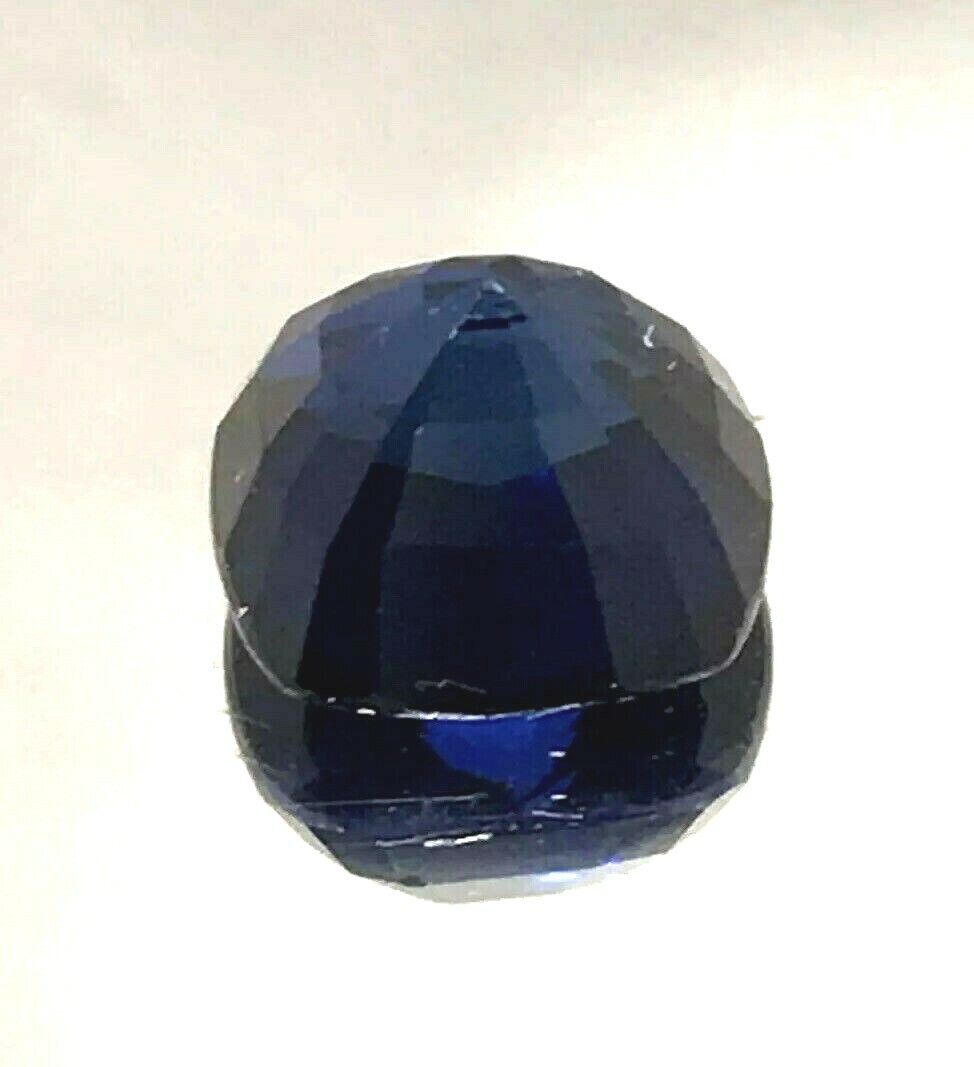 2.75 ct Natural Blue Sapphire ,excellent Cushion Cut , VVS Clarity,9 mohs