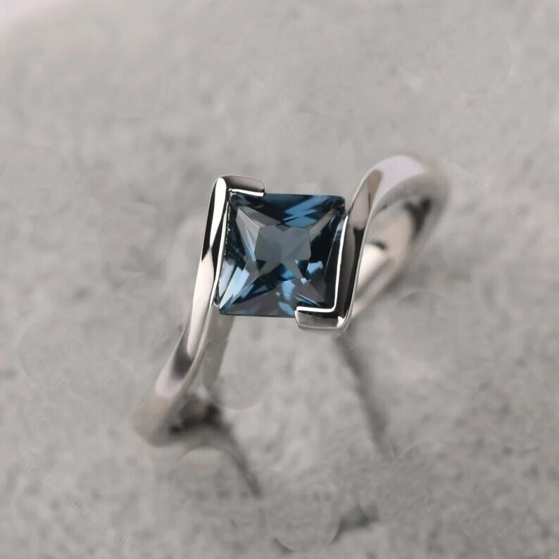 Natural London Blue Topaz Princess Cut 925 Sterling Silver Bezel Ring