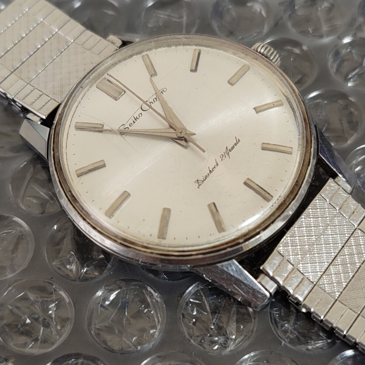 Working SEIKO 16002 Crown Diashock 21 Jewels Silver Dial Manual Wind Men’s Watch