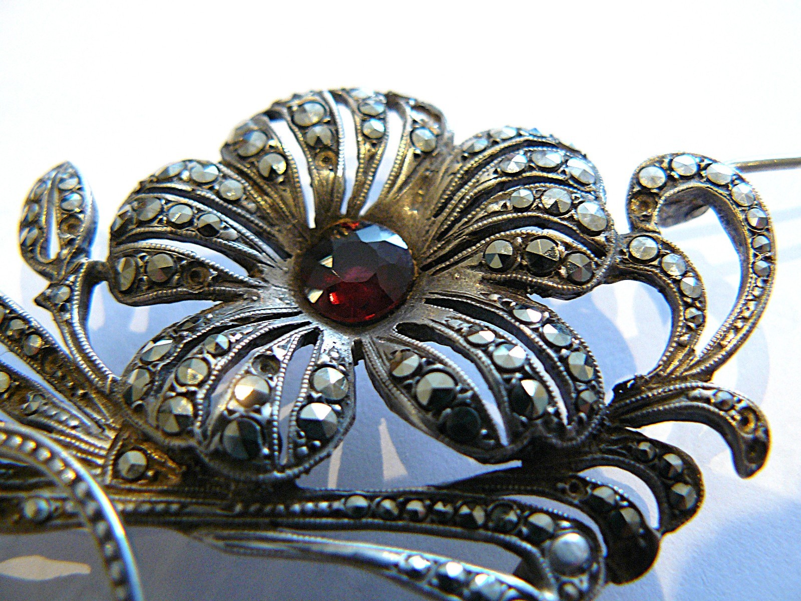Antique sterling silver marcasite floral brooch garnet centre Art Nouveau 24g
