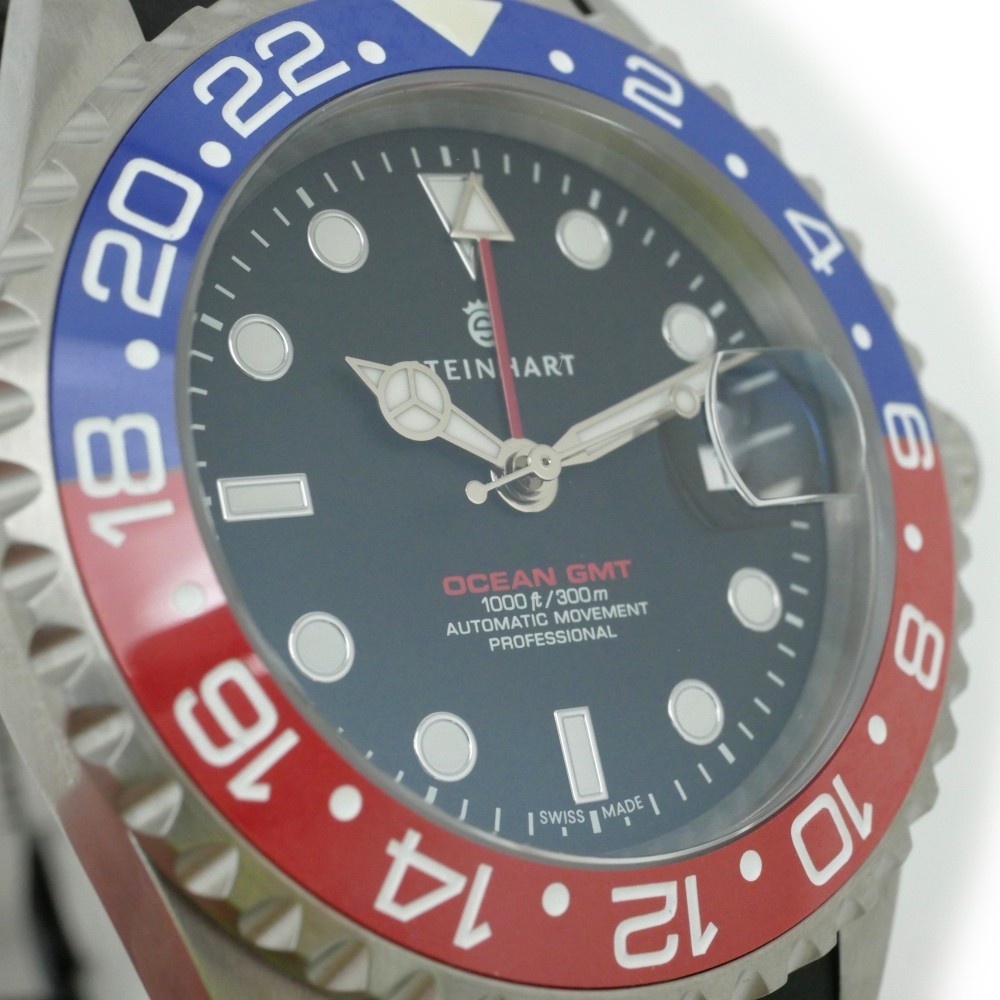 Steinhart Ocean One GMT BLUE-RED. 2 Ceramic Men’s Diver Watch Silicone 103-1100