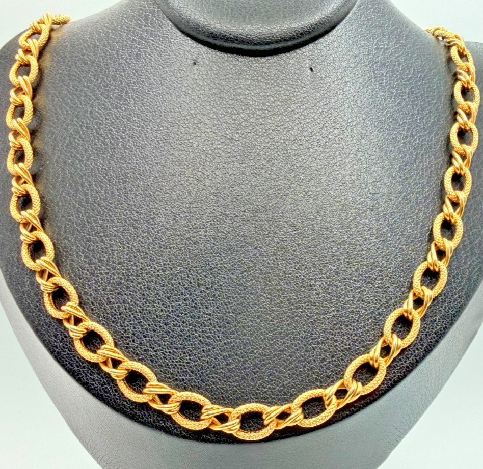 UNOAERRE 14K Gold Necklace Italy 1AR Textured Oval Link Collar 17” 12.22g 6.7mm