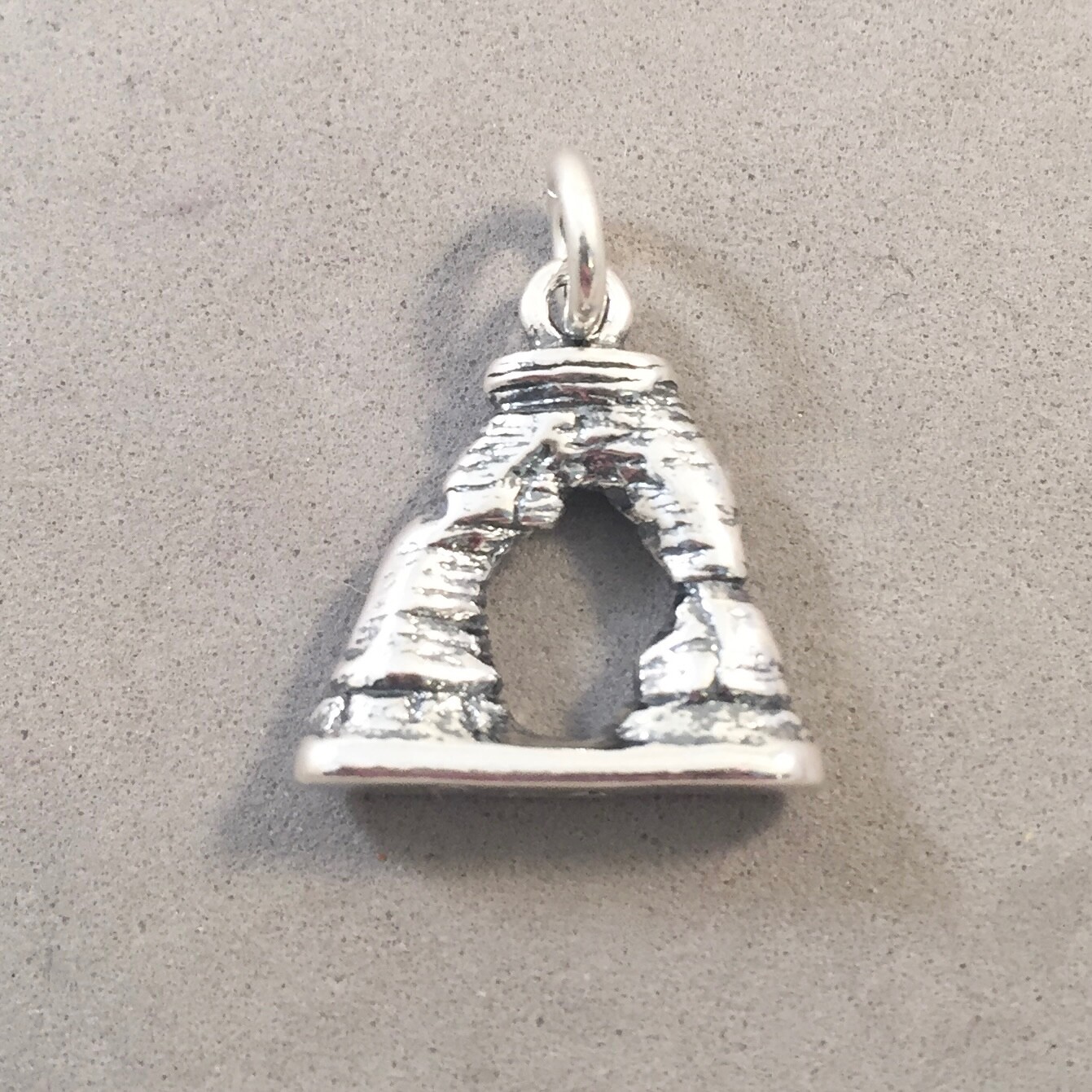 .925 Sterling Silver DELICATE ARCH CHARM NEW Pendant National Park Utah 925 PM63
