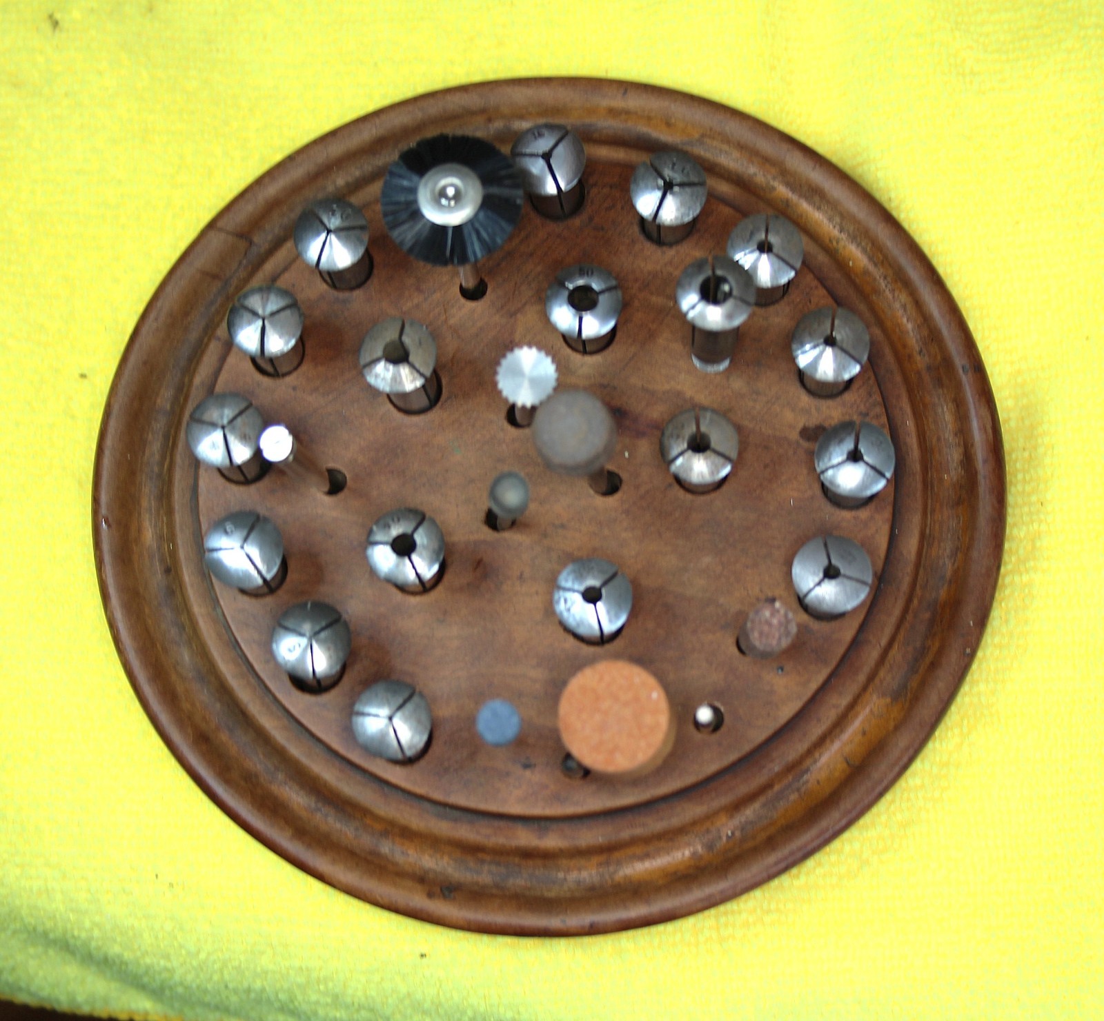 18 USED 8mm BOLEY COLLETS, MISC TOOLING & VINTAGE WOODEN COLLET HOLDER