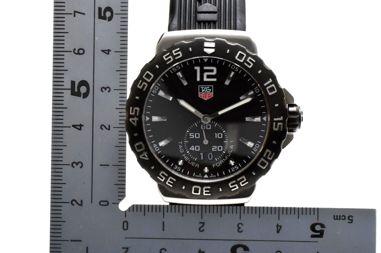 TAG HEUER Formula 1 WAU1110 Vintage Quartz Men’s Watch Date black Dial