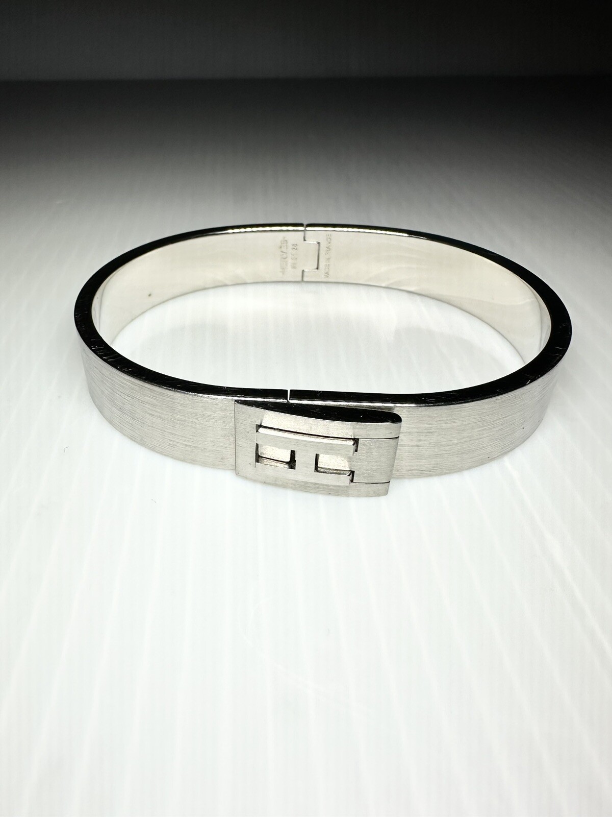 Authentic Hermes Jet Bangle Bracelet Palladium Plated Metal Silver Hardware T6