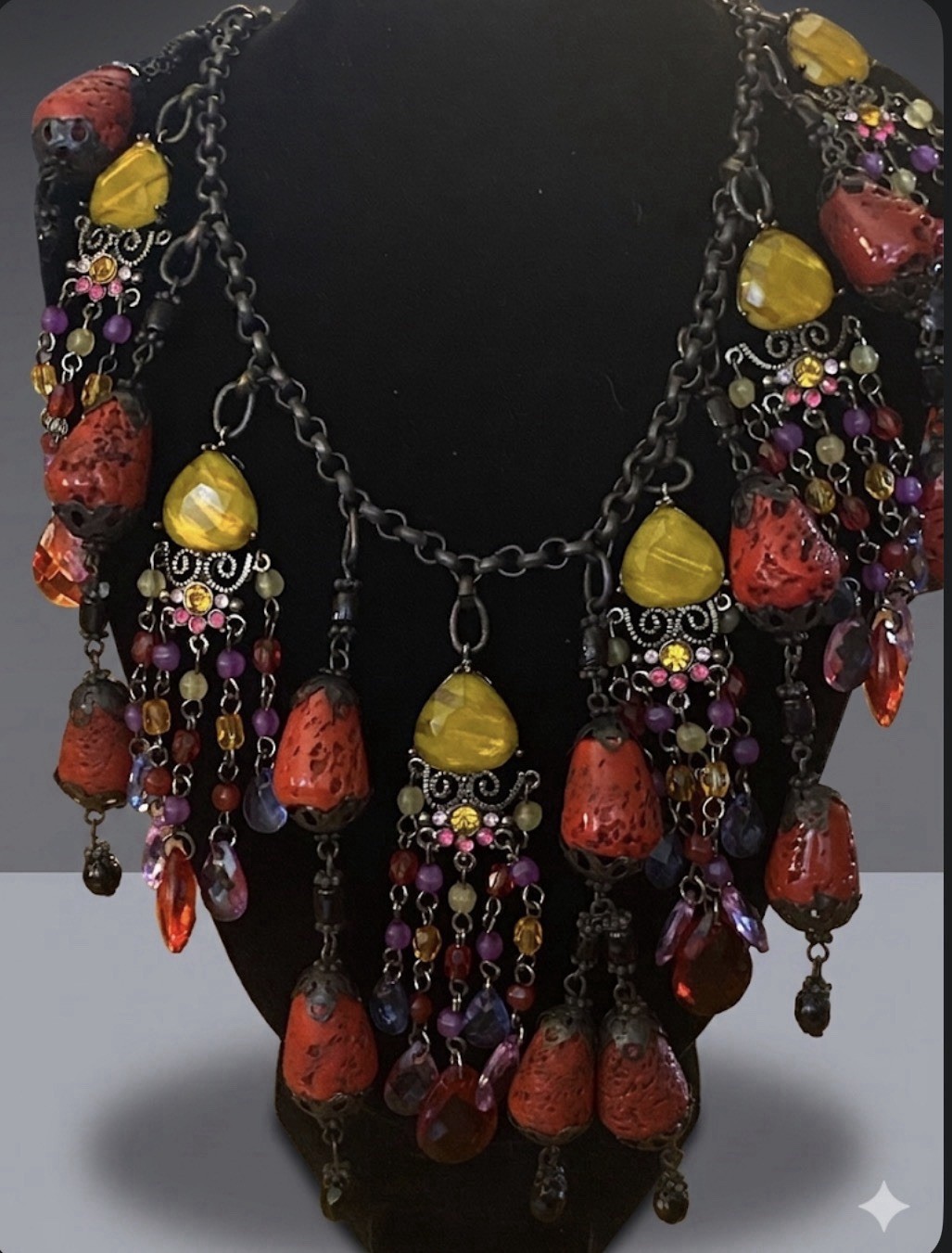 Signed Anka Statement Runway Crystal Glass Stunning Necklace