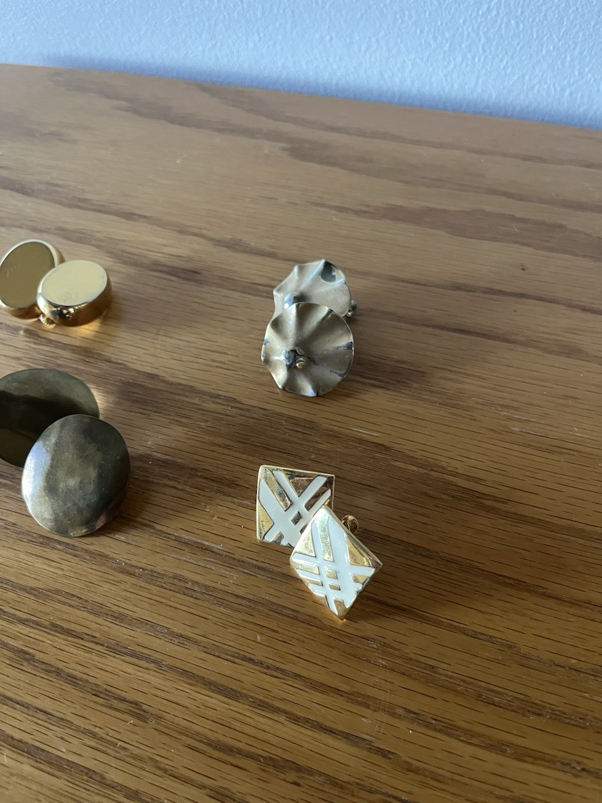 Vintage Lot Of 5 Clip On Screw Back Gold Tone Estate Find From Fancy Lady