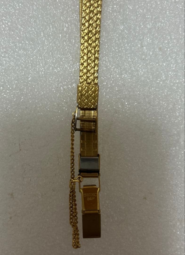 [Junk Retro SEIKO Gold Octagonal Hand-wound Ladies’ Watch]