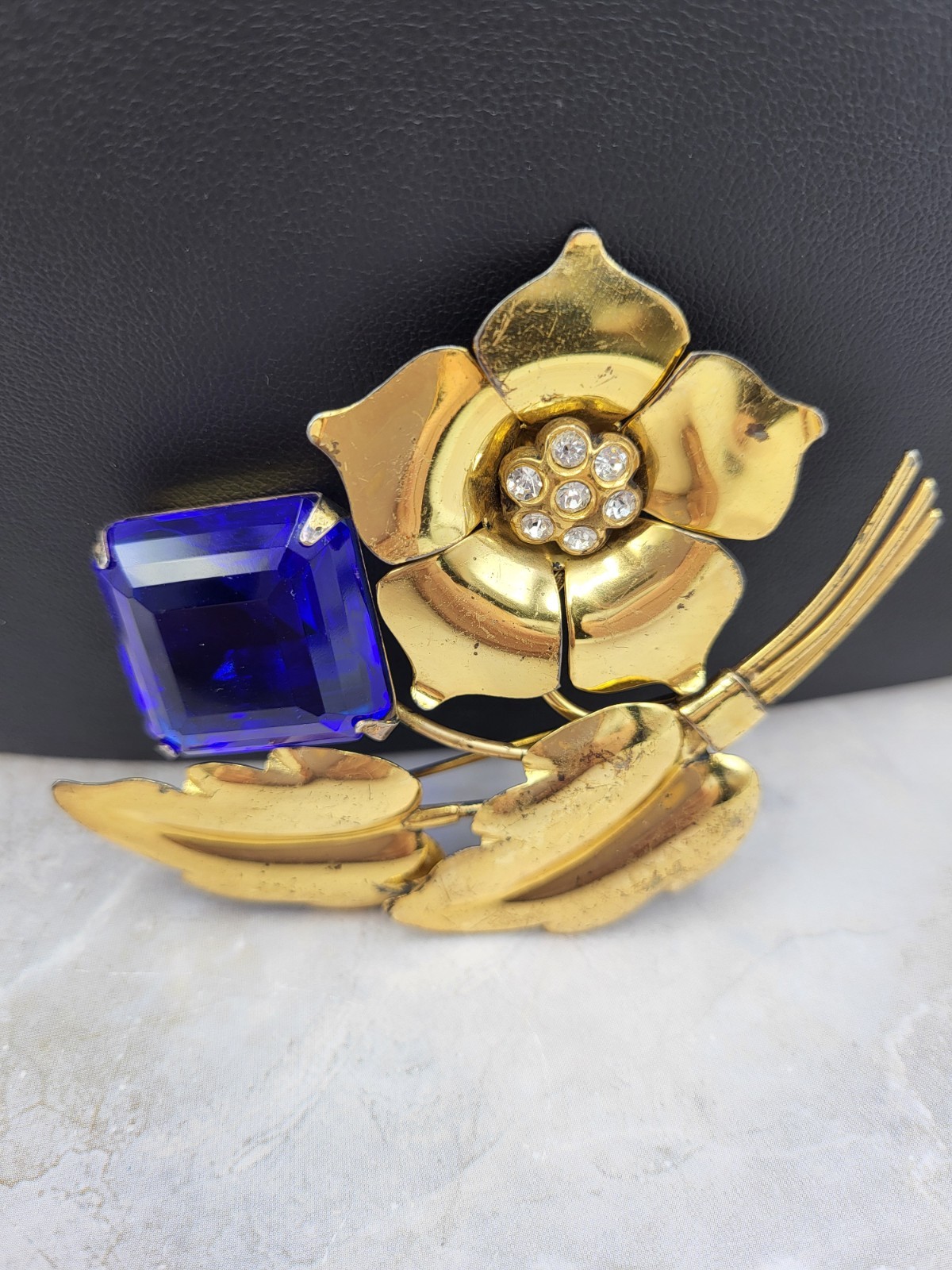 VTG Large Floral Brooch Sterling Silver w/ Gold Tone Finish Blue Glass Stone