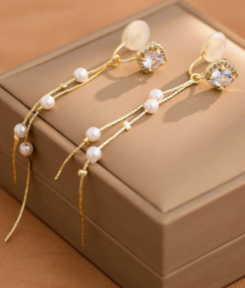 Pearl Clip Cuff Earring Dangle Vintage Style Faux White Coil On Earrings