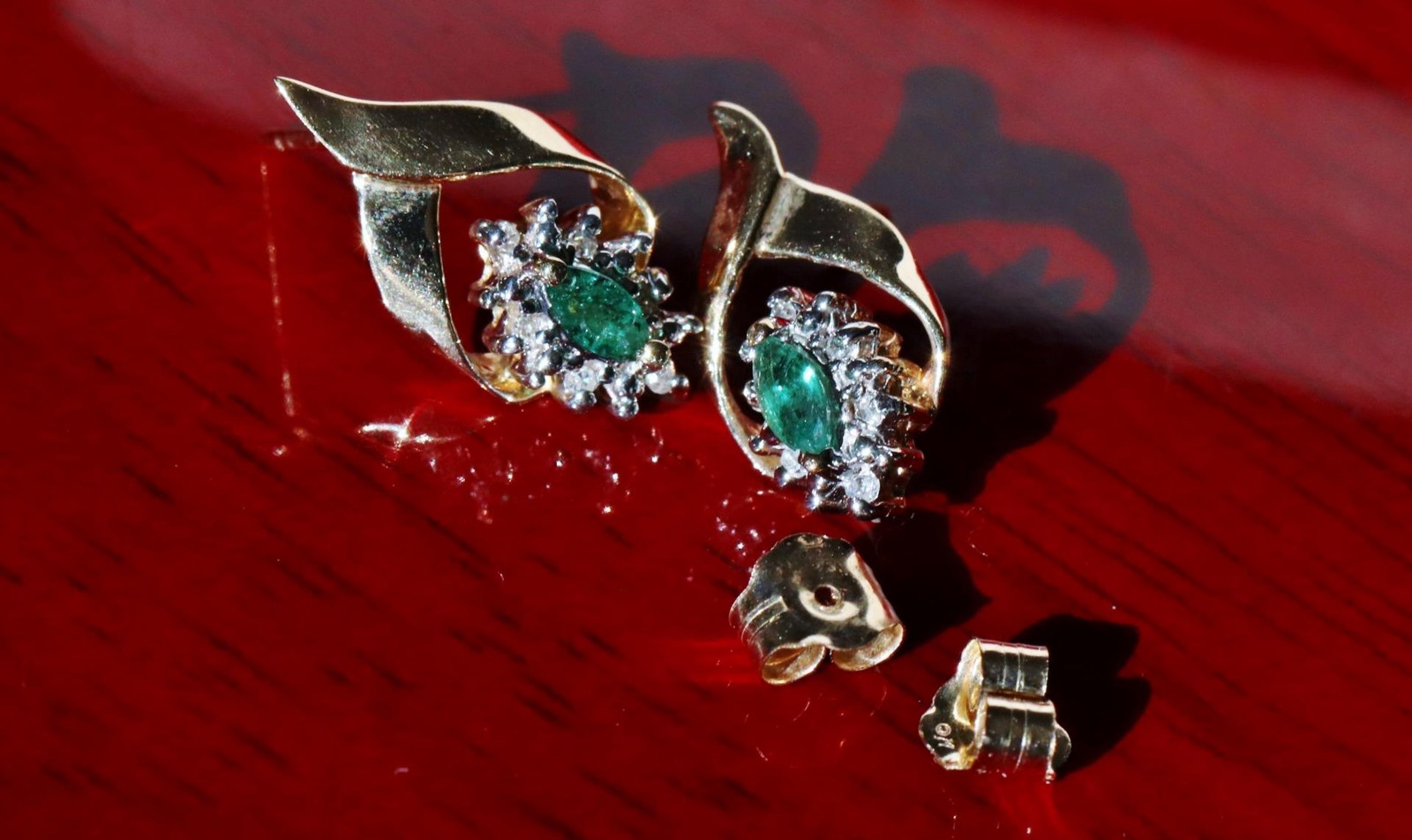 10k yellow gold 0.18c natural diamond earrings emerald dangle treated 1.95g 3219
