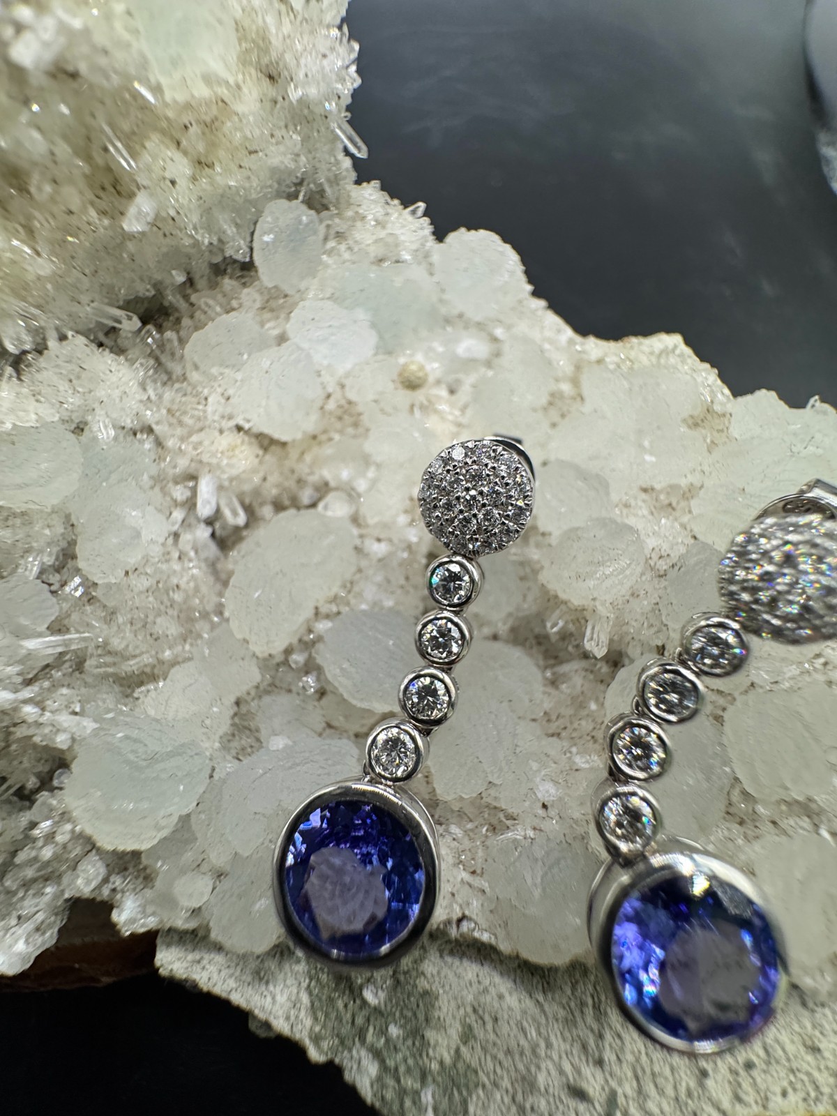 Elegant 14K White Gold Tanzanite & Diamond Drop Earrings
