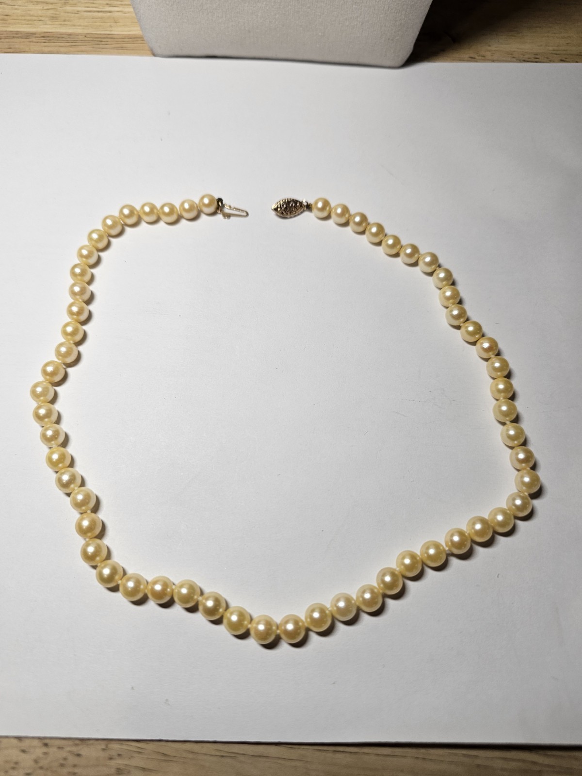 Vintage 15 Inch Hand Knotted Akoya Pearl Necklace 14k Yellow Gold Clasp