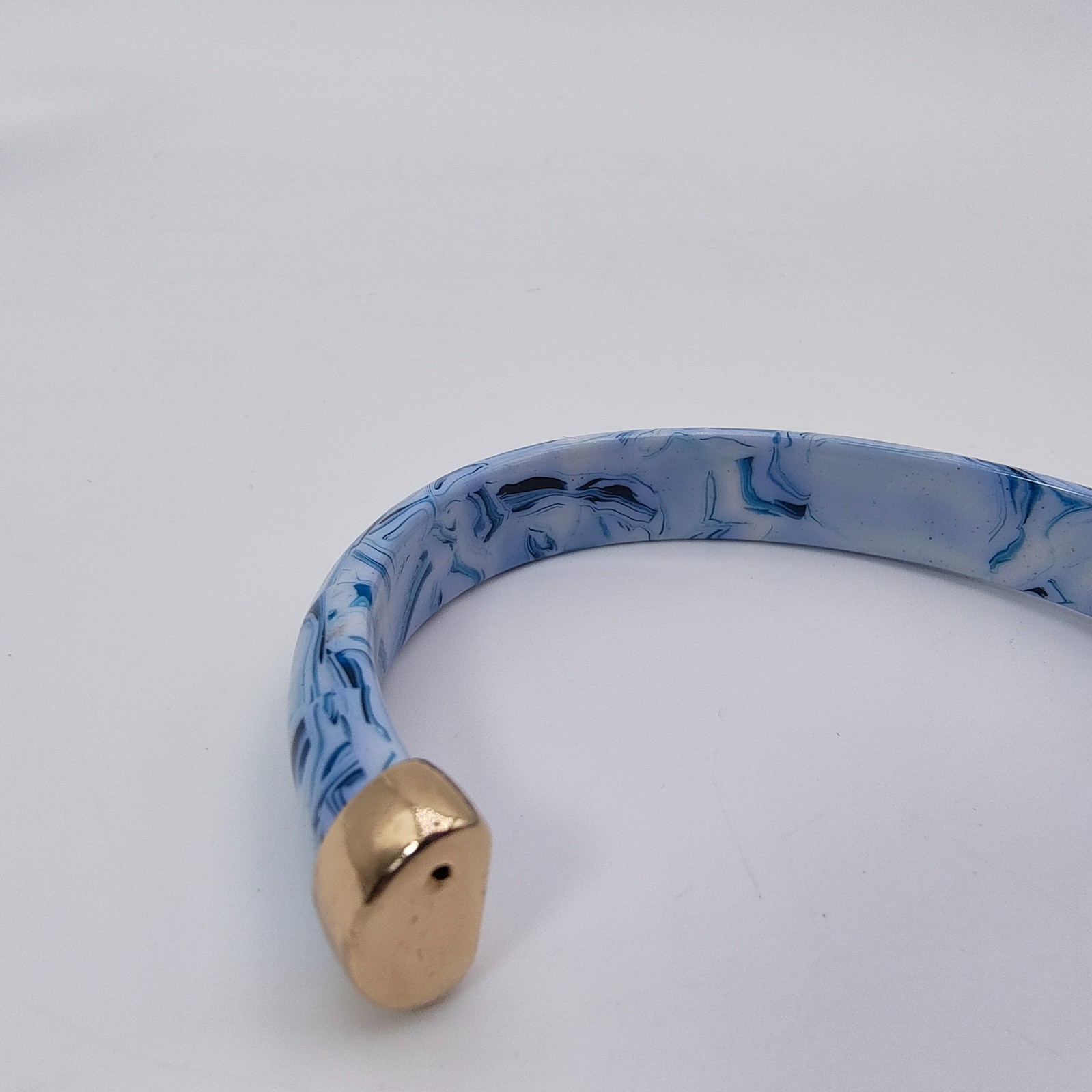 Modern Chinoiserie Style Cuff & Strech Bracelet Lot of 2 Blue White Stackable