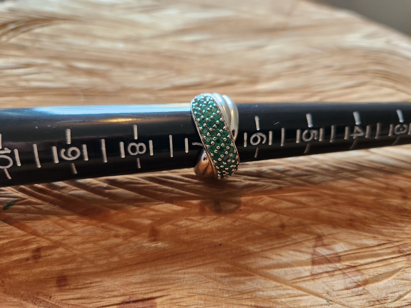 STERLING SILVER 3 ROWS EMERALD CROSSOVER WIDE BAND RING SIZE 7 APPROX. .40 CARAT