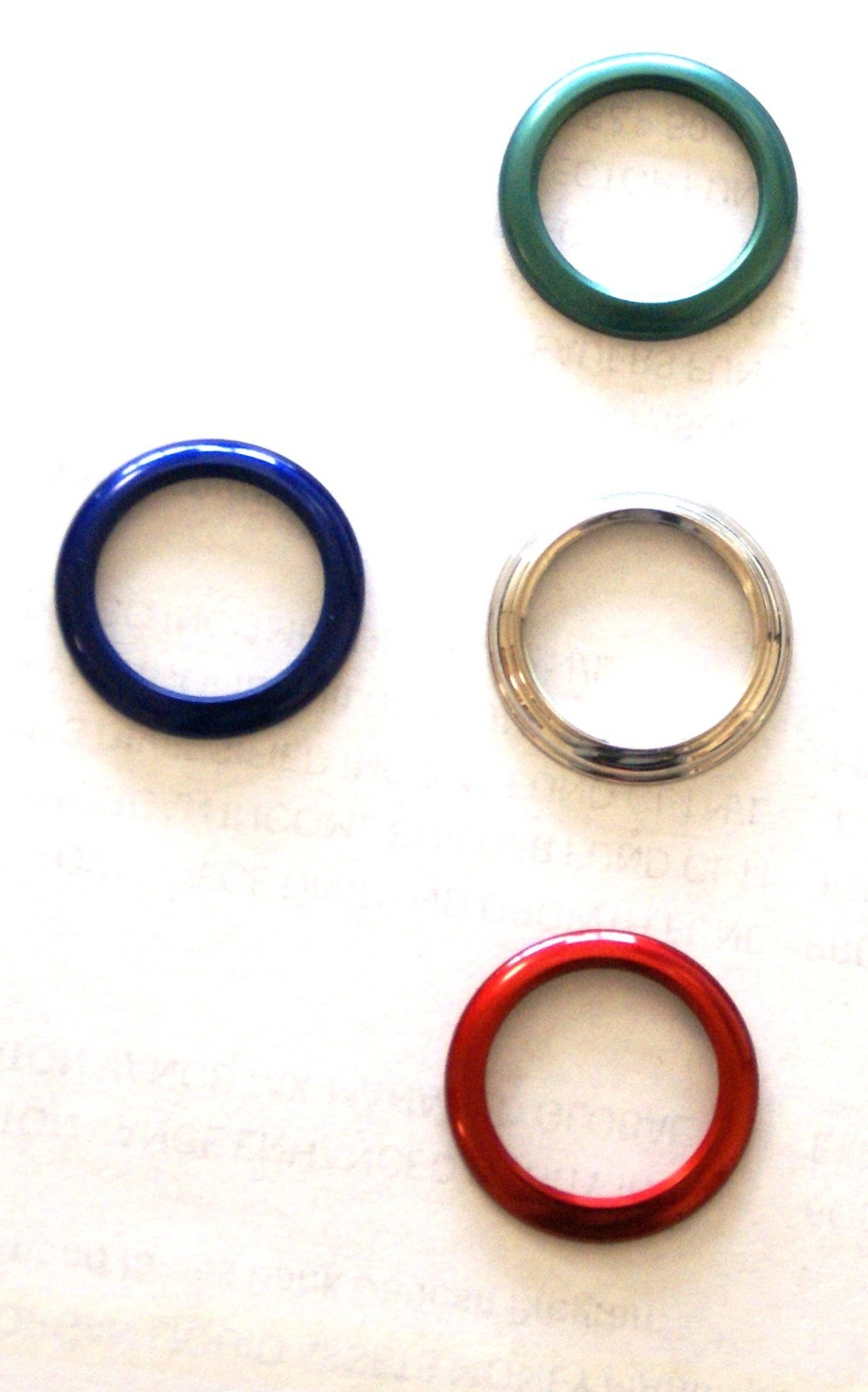 New Vintage Gucci 4-Metal Bezel Set – Silver Red Blue & Green Save 12%-for 1100