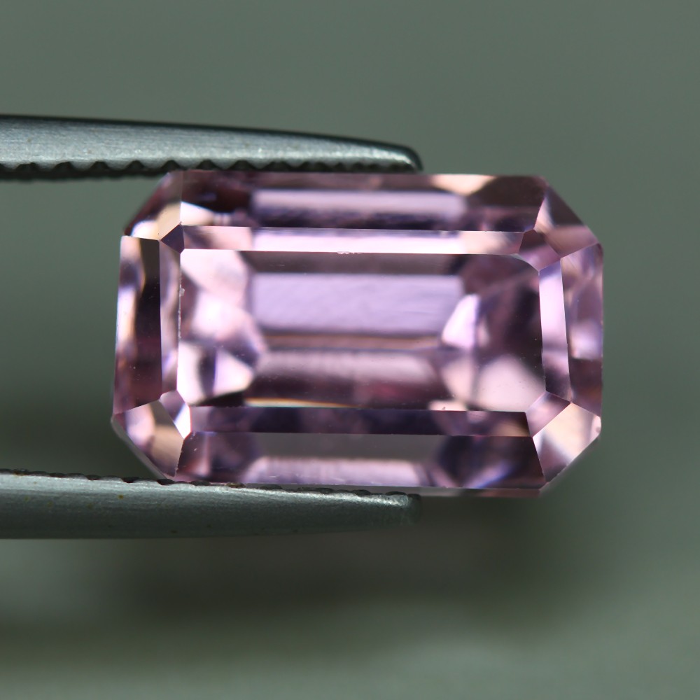 7.36 Cts_Romantic Master Customs Cut_100 % Natural BIG Pink Kunzite_Afghanistan