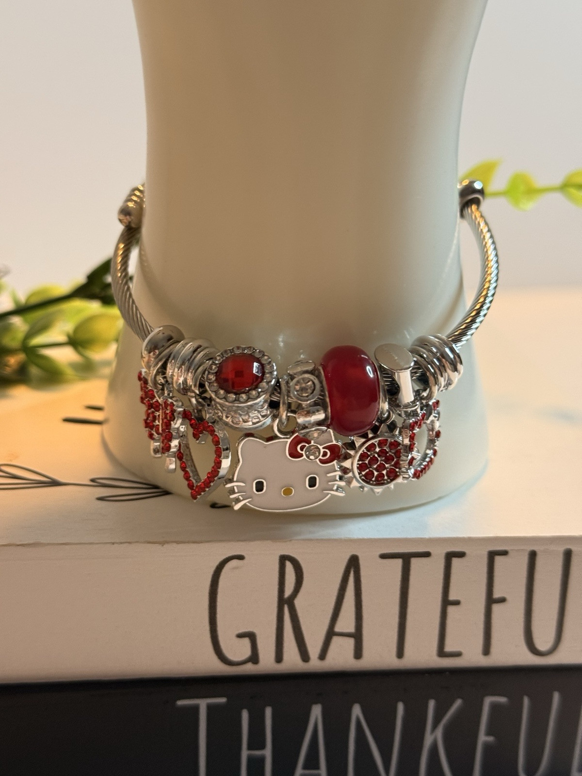 Hello Kitty Trendy Sparkly Wrist Heart Hollow Design Adjustable Bracelet