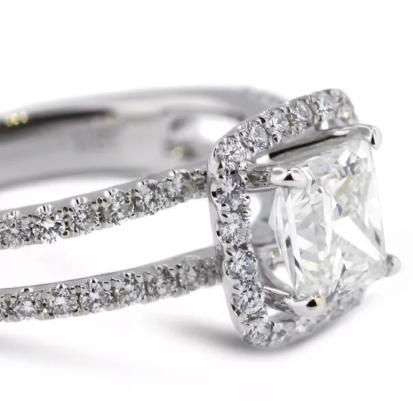 18K White Gold Engagement Ring Halo 1.60 Carat Princess Lab-Grown Diamond E SI1
