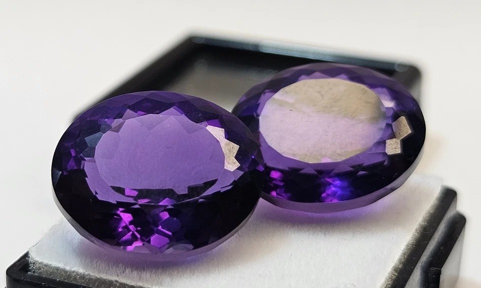 Oval Cut Pair Natural Amethyst 22-23 Ct Loose Gemstone For Making Earing