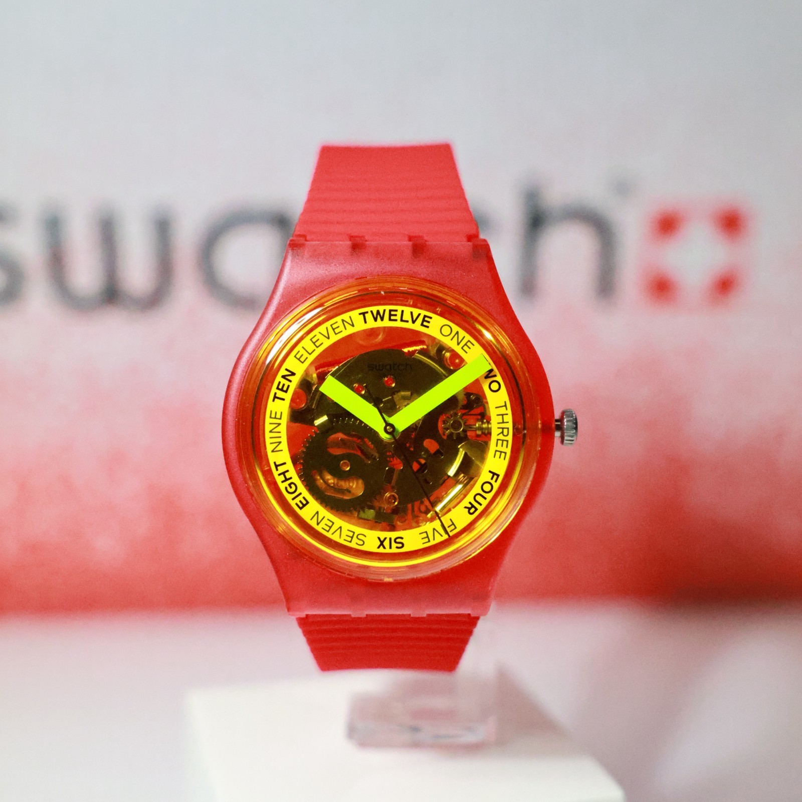 Swatch Swiss Made Retro Rosso GR185 34MM Red Fluo Yellow Screen Silicone Watch