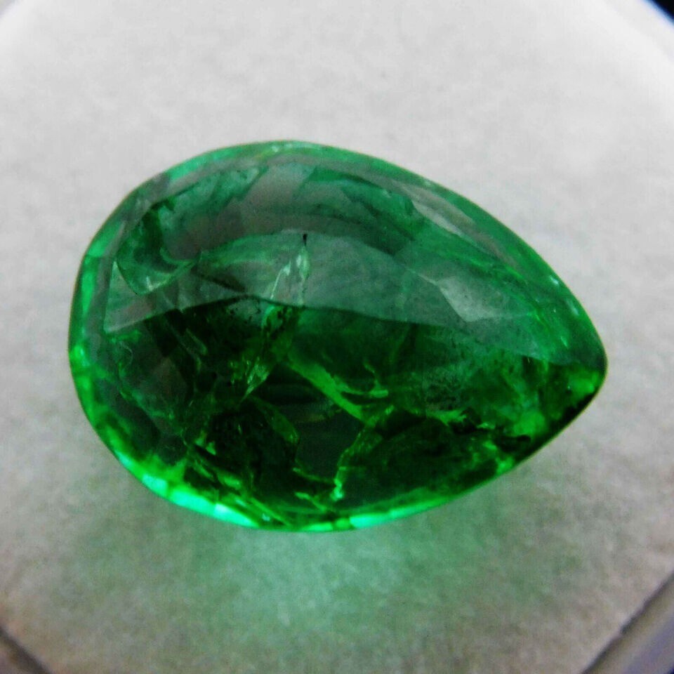 Green COLOMBIAN Emerald Pear Shape CERTIFIED Loose Gemstone 8.54 Ct Natural