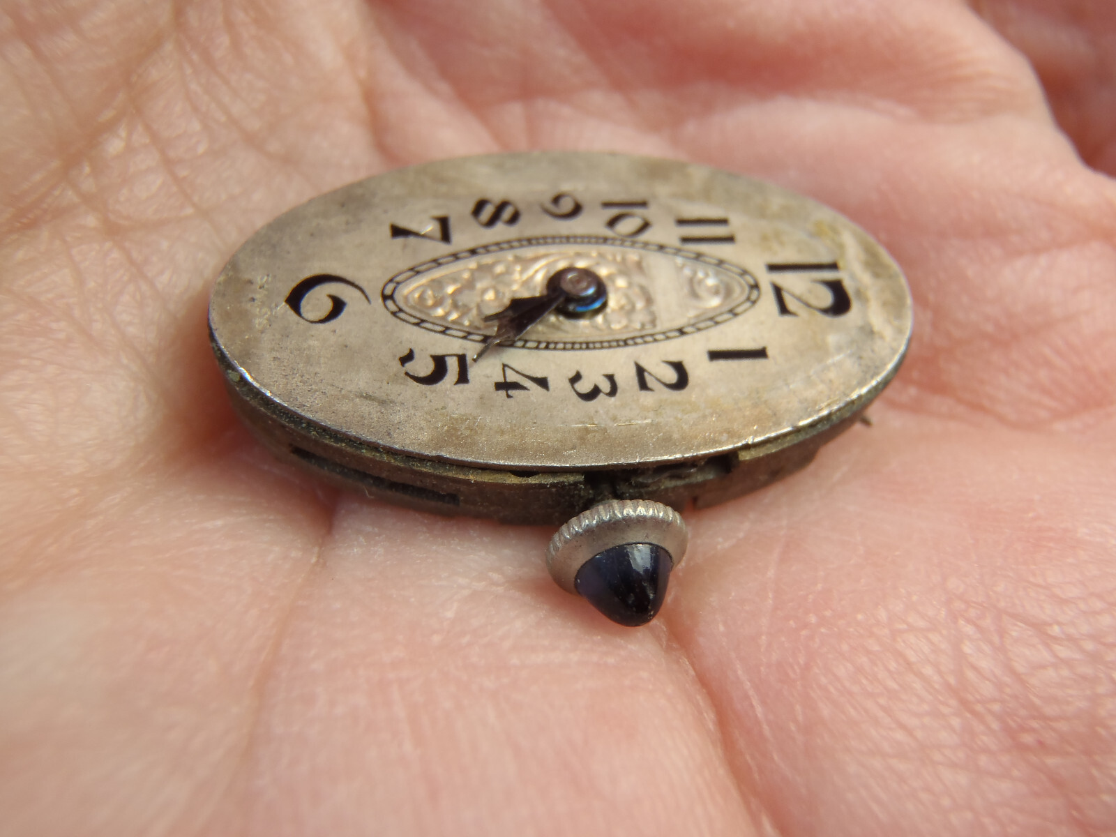 Antique 10 Co Watch Co Movement 15 Jewel Swiss 2 Adj 24 LP 25mm x 15mm For Parts