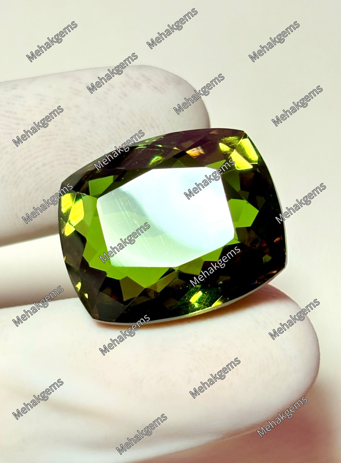 52 Carat Cushion Zultanite Gemstone, Bi-Color Diaspore for Pendant, Faceted