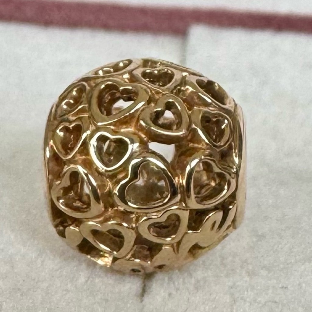 100% Authentic Pandora 14K Solid Gold Glowing with Love Heart Charm