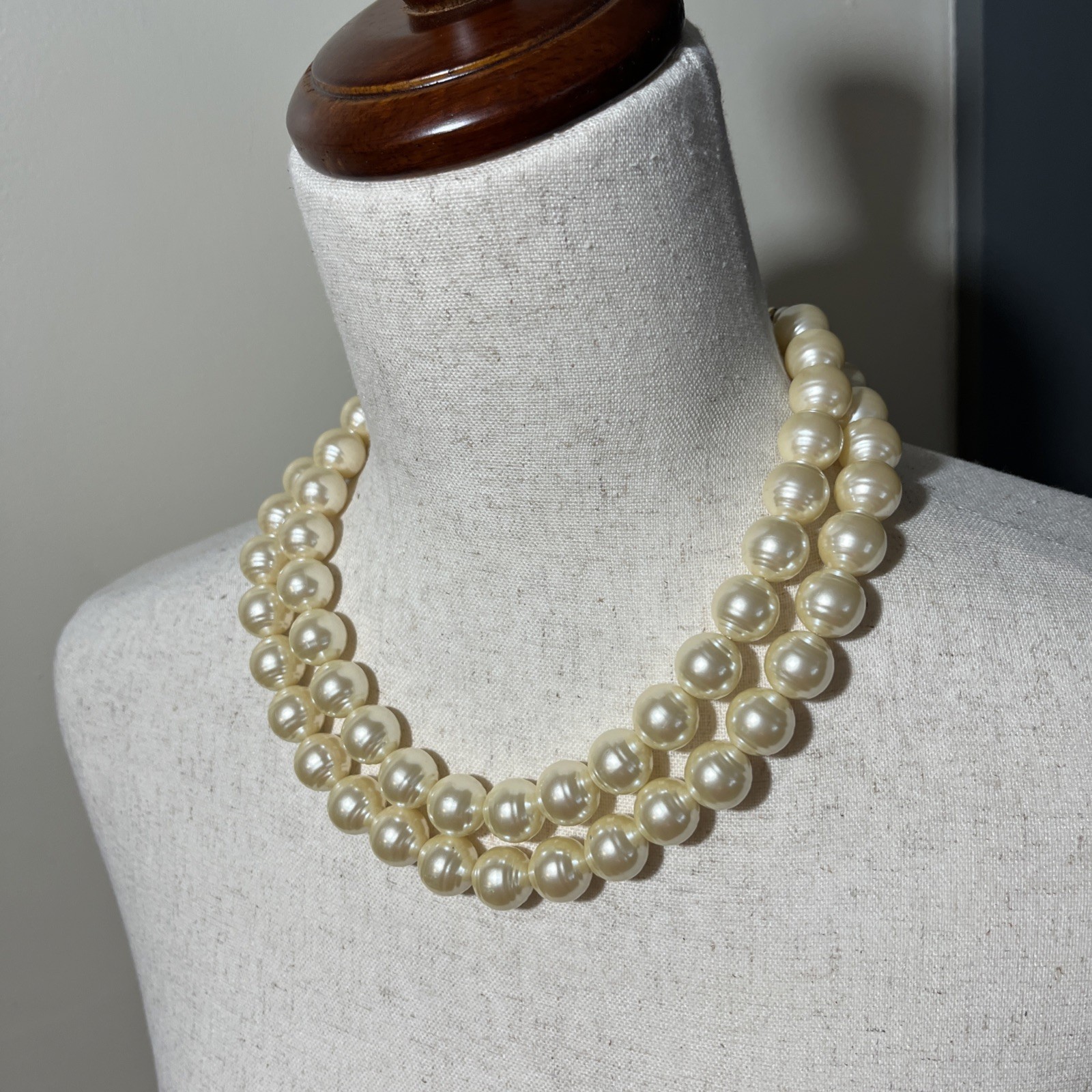 Vintage Champagne Cream Faux Ringed Pearl 2 Strand Necklace Large Pearls