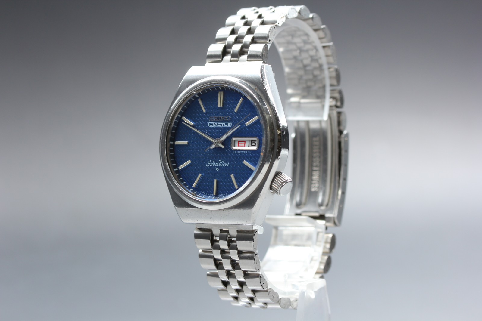 Vintage 1976 JDM ‘Kanji’ Seiko 5 Actus Silver Wave 6306-8010 AT Watch From Japan