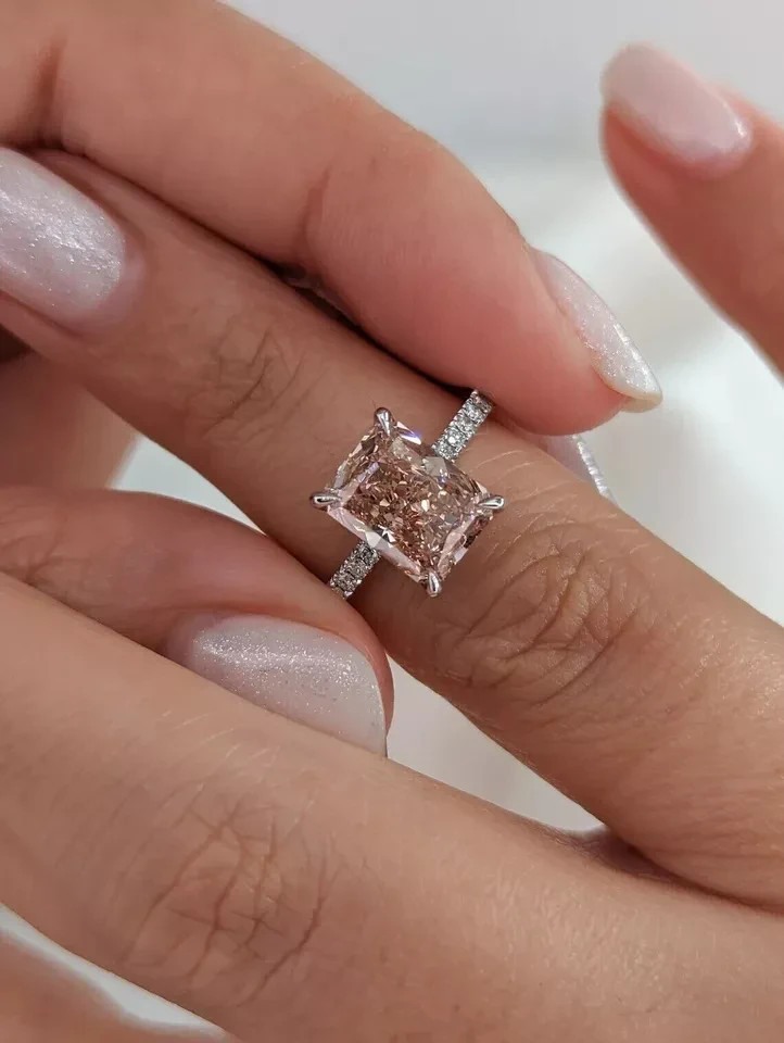 Radiant Cut 3.20 Ct IGI Lab Created Diamond Ring 14k White Gold Fancy Vivid Pink