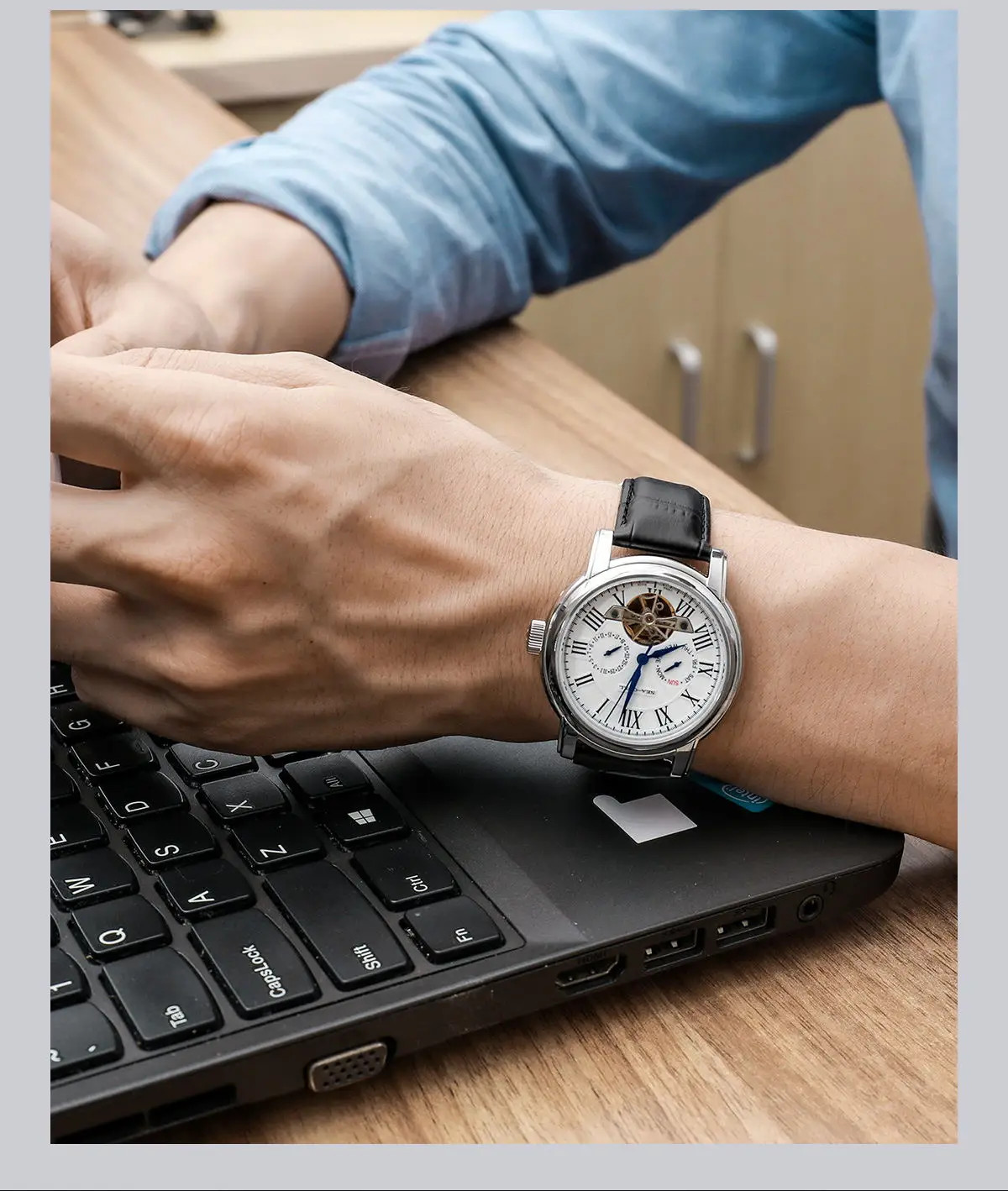 Seagull ST25 Movement Fashion Man Hollow Flywhee Casual Business Watch 819.624