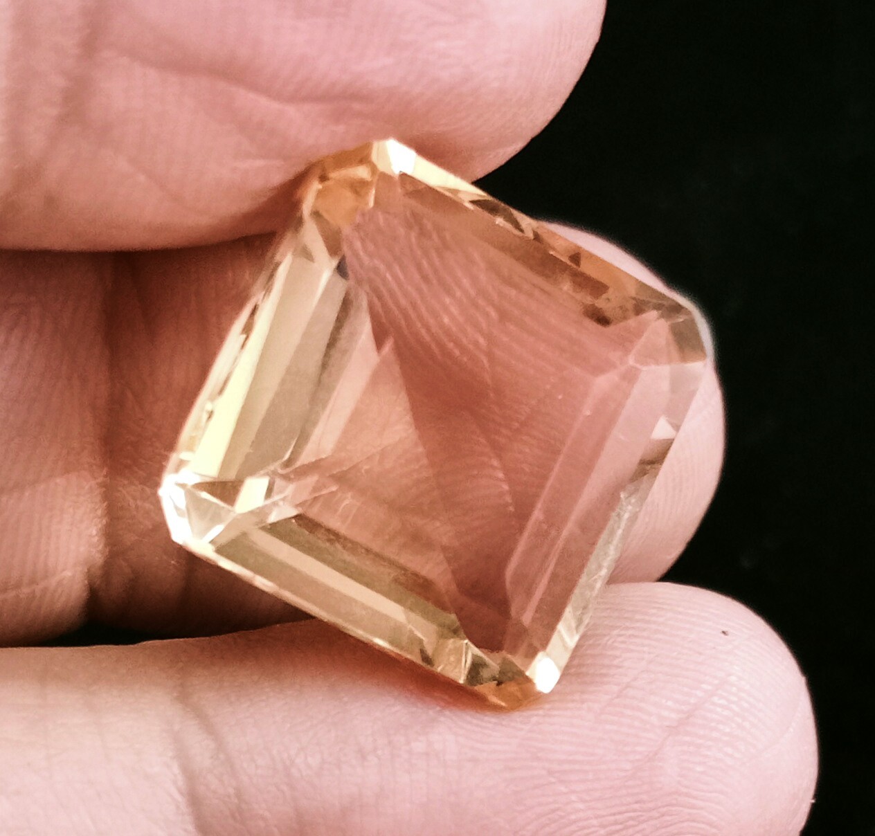 Square Cut Madagascar 10-12 Ct Natural Morganite EGL Certified Loose Gemstone