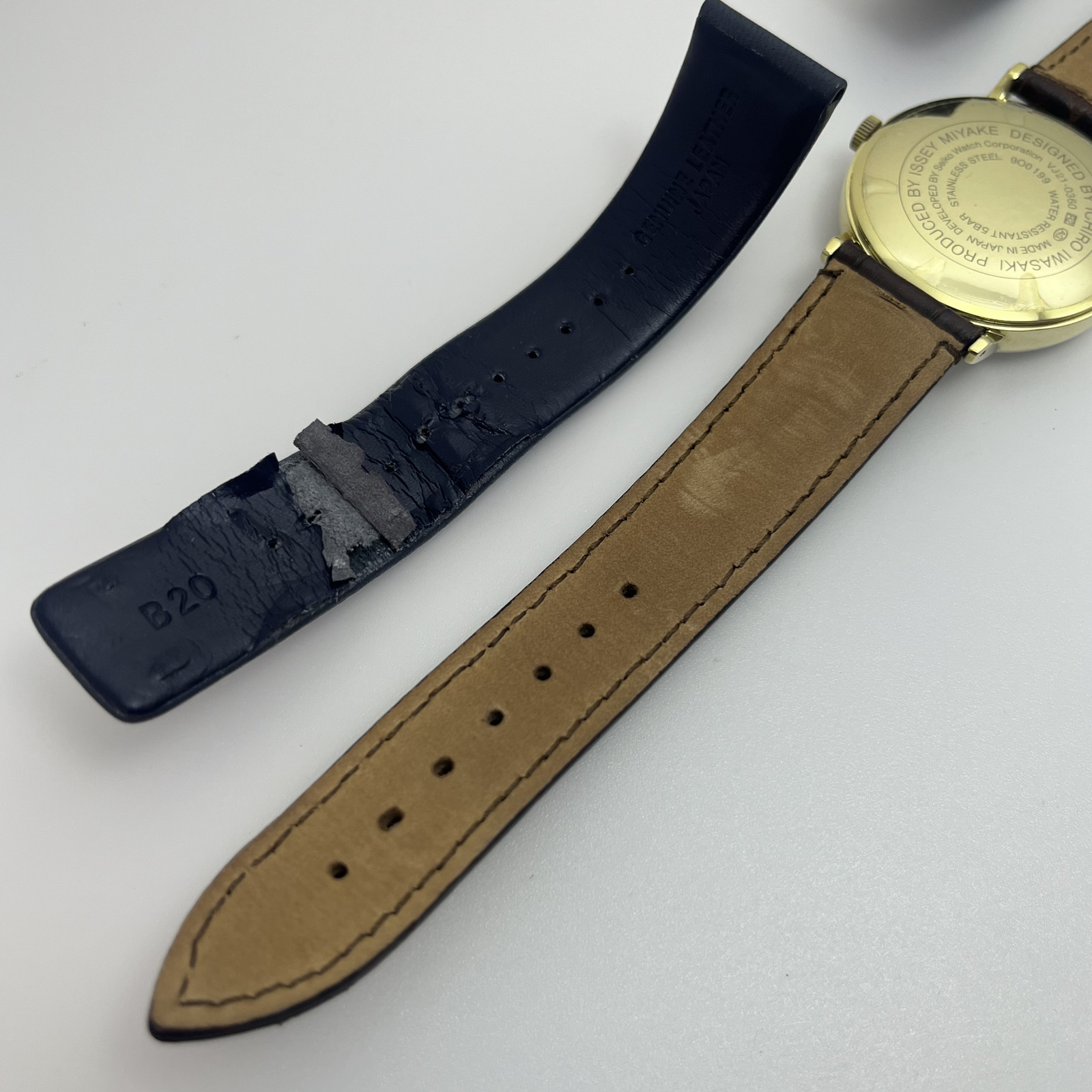 SEIKO ISSEY MIYAKE ” f ” Watch by Ichiro Iwasaki White Dial Qz Japan w/Box#B792