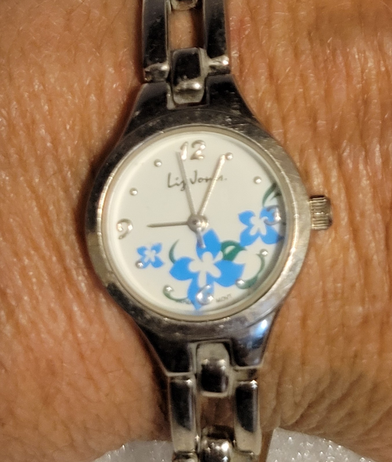 Liz Jones Floral Silver Tone Quartz Watch New Battery Fully Functional