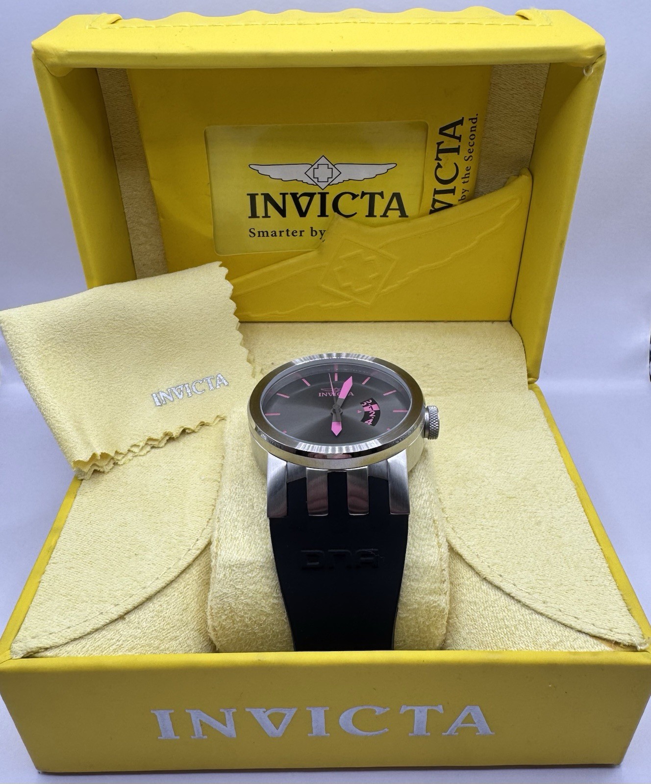 Invicta DNA Urban Quartz 46mm #10408